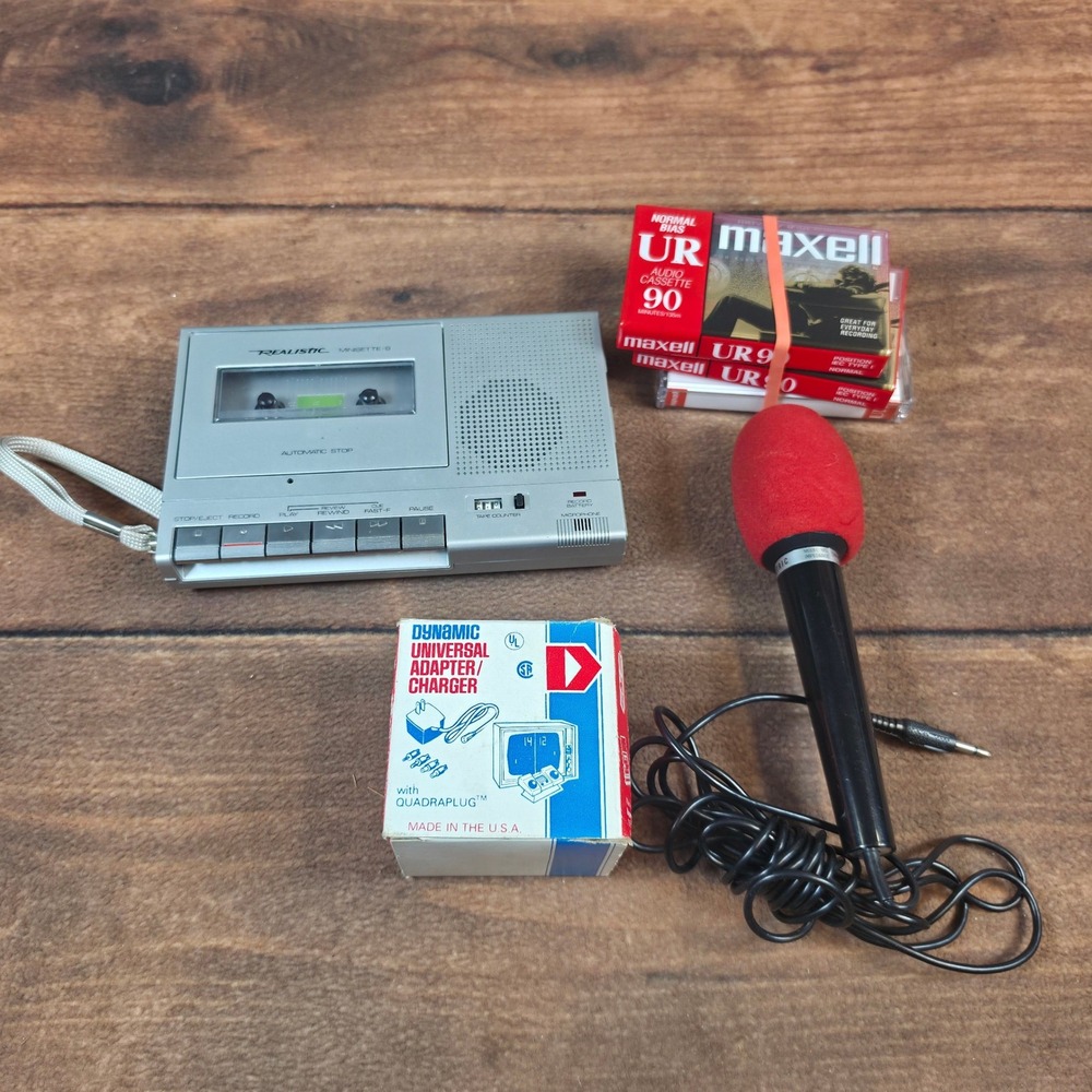 Realistic Minisette-9 Cassette Recorder OS Silver Excellent Bundle Mic Tapes